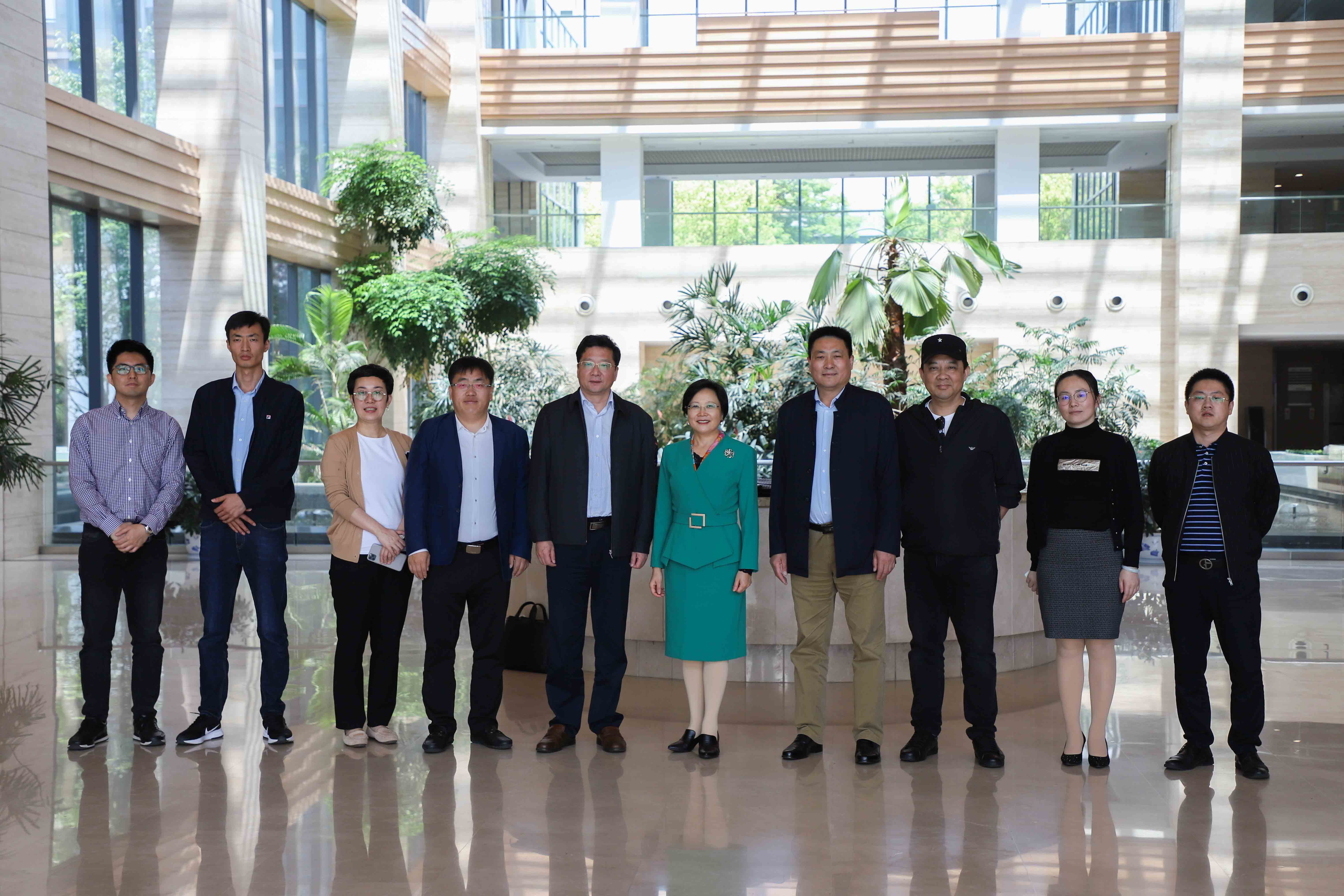 1620713860971008066.jpg 1620713860971008066.jpg